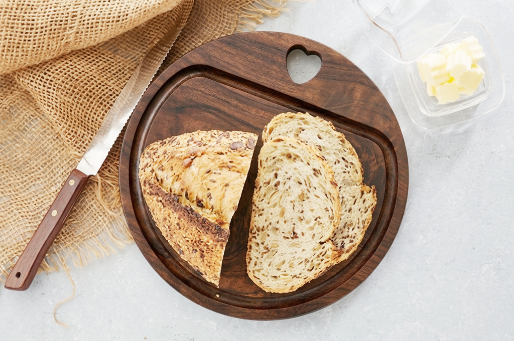 Round Teak Cutting Board | Heartwood